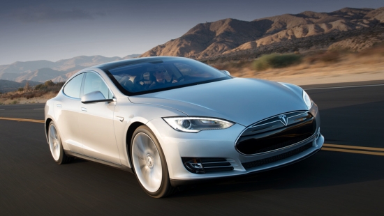 Tesla отзовет проблемные авто из Латвии и России